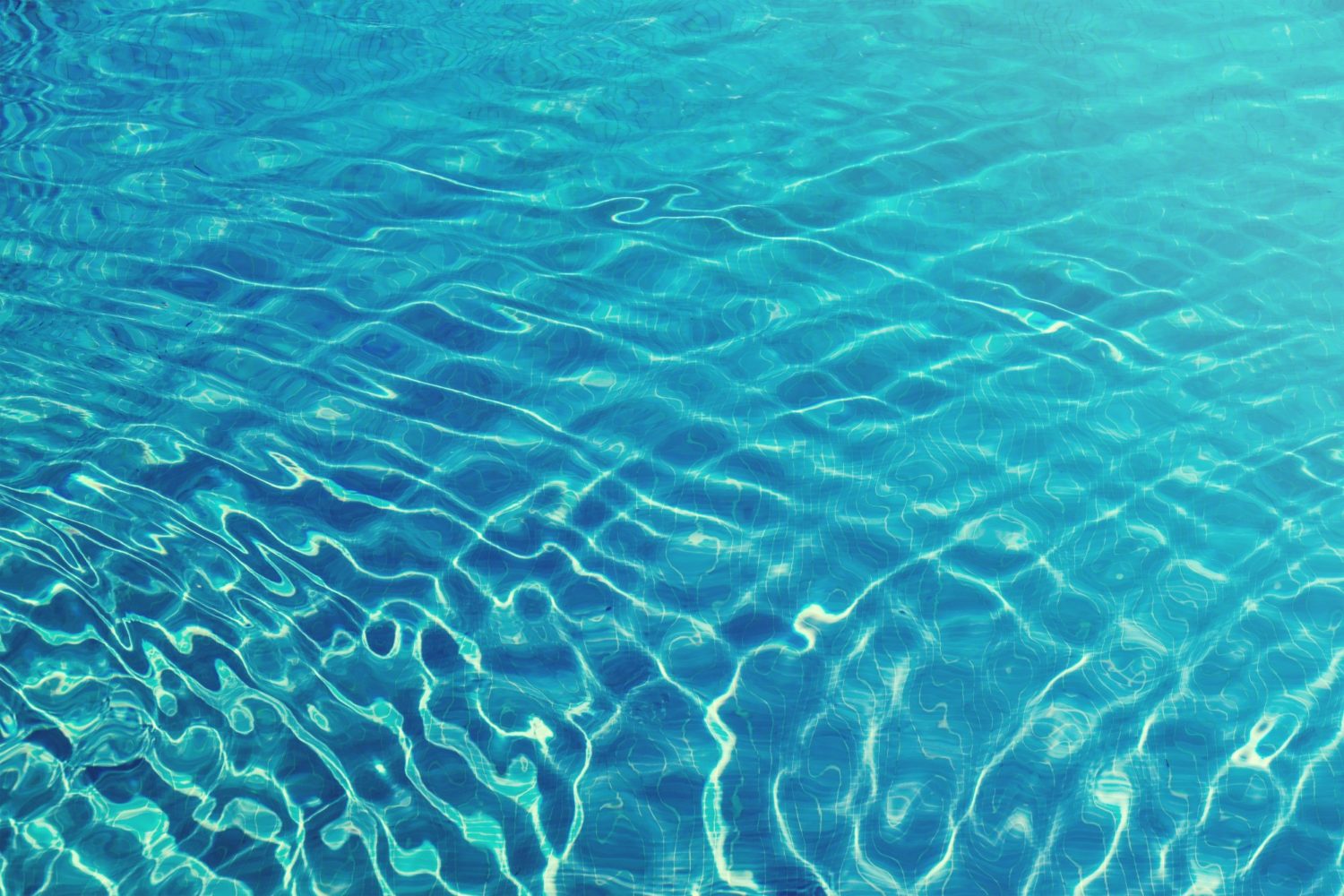 Piscine le plein air des bories.